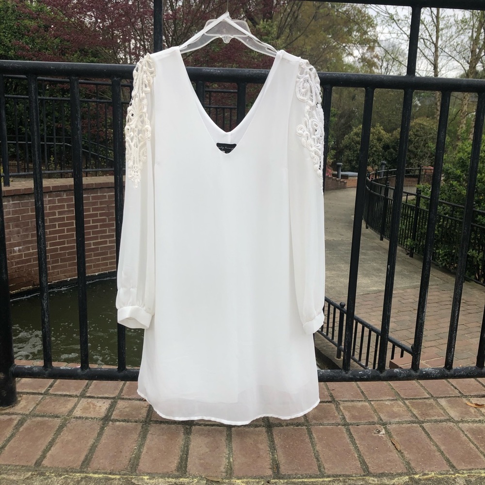 City Triangles White Dress Xl